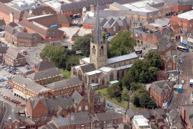 In the 2011 census, Chesterfield's population was made up of approximately 45 per cent of females and 55 per cent of males - true or false?