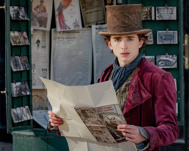 Wonka is based on the character of Willy Wonka om Charlie and the Chocolate Factory, this new film tells the wondrous story of how the world's greatest inventor, magician and chocolate-maker became the beloved Willy Wonka we know today