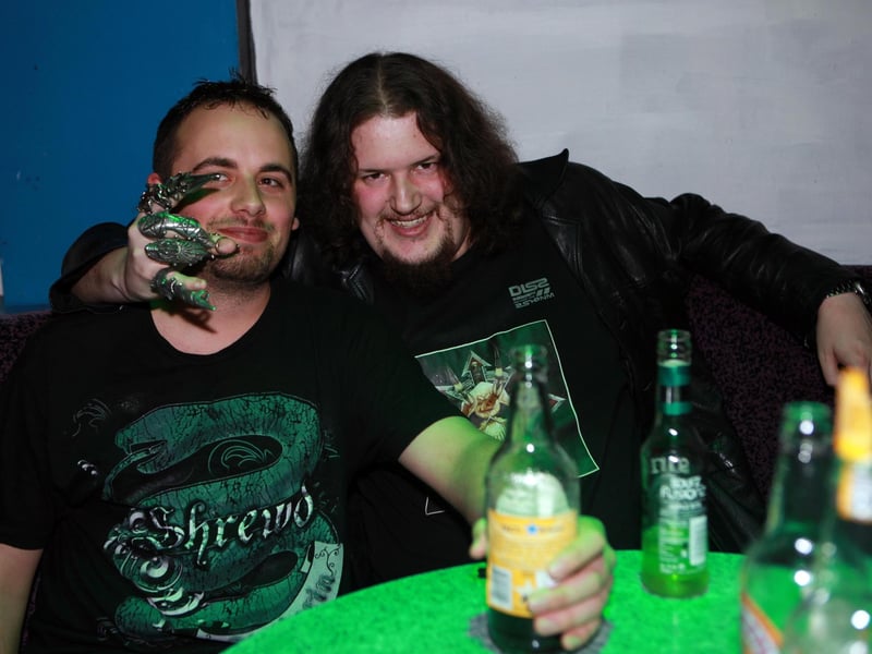 Joel and Jamie enjoying rock night at Vivaz.
133912g