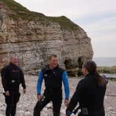 Robert E Fuller (second right) chats with Snorkelling Environmental Adventure members. Image courtesy of Robert E Fuller
