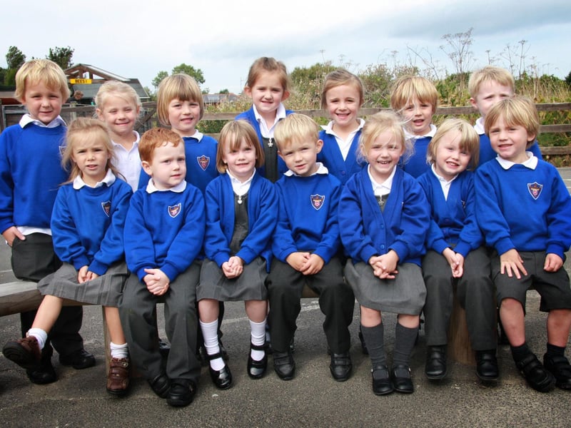 Ruswarp School new starters
picture: Ceri Oakes, w094023