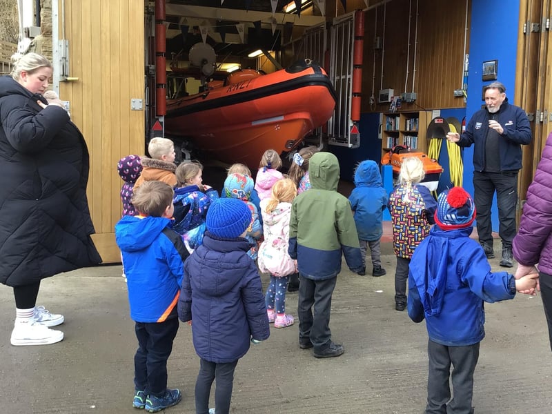 Youngsters find out more about how the RNLI works.