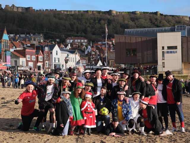 Teams at the ready with the Mayor