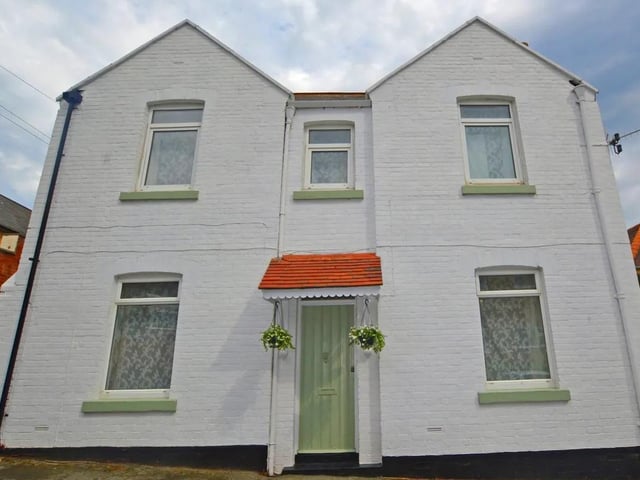 Three bedroom detached cottage close to the town's amenities. Currently listed for sale with Tipple Underwood for £175,000.