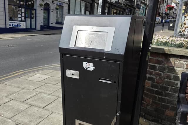 Gull-proof litter bins have started to be rolled-out in Scarborough as part of the urban gull strategy.