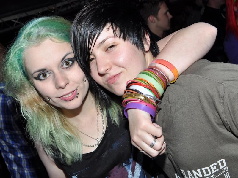 Jasmine and Selina.
122468e