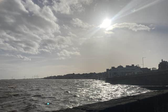 The sunshine will not help the cool temperatures on the Yorkshire coast this weekend, according to the Met Office.