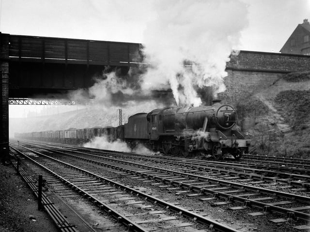 Class 8F 2-8-0 No. 48643 on eastbound, freight train of coal, Marsh Lane Cutting, November 20, 1951.