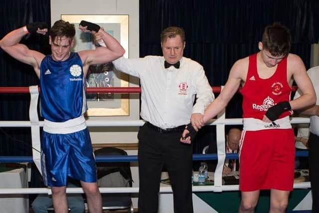 Andrew Griffiths (left) beat Tobias Finch