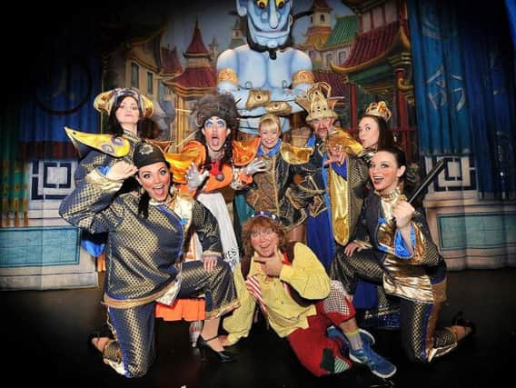 The cast line up for Aladdin