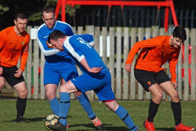 Ian Laing pulls away from Aidan Thurston