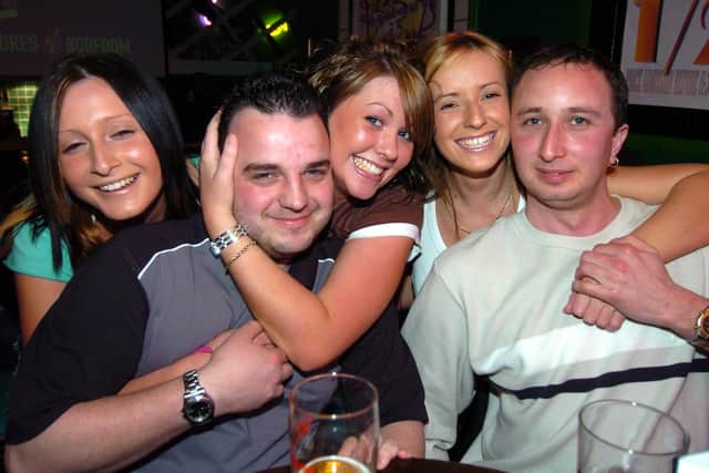 Katya, Danny, Naomi, Lynsey and Scott having a few midweek drinks.