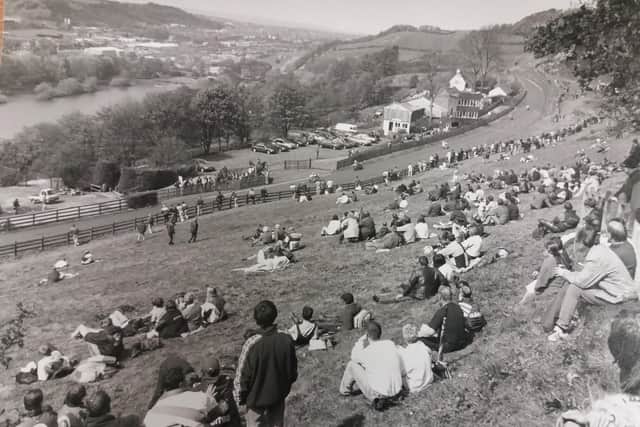 Good weather brought crowds to the meeting in May 1996.