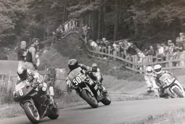 Allan McDonald leads the field coming into the farm bends in the 1995 Cock of the North race.