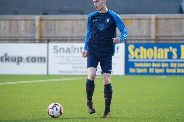 Cayton on the ball