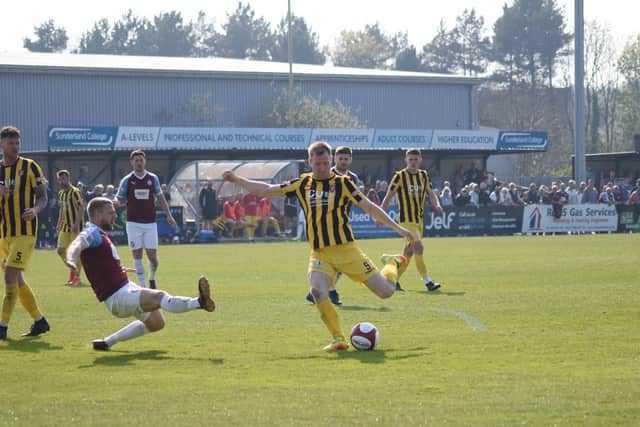 Walshaw goes on the attack