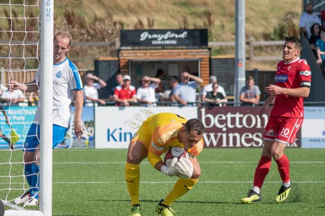 Scarborough Athletic 0-0 South Shields / Pictures by Morgan Exley