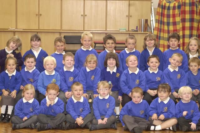 2003: Gladstone Road Infants reception yellow.