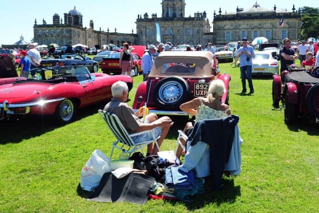 There's a Classic Car Show at Castle Howard.