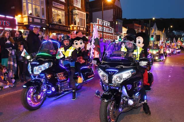 Goldwings on parade