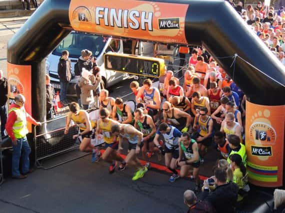 The start of a previous McCain 10k race.