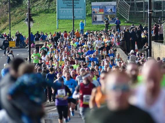 Runners tackling the McCain Yorkshire Coast 10k. Pictures by Richard Ponter & Mick Thompson.
