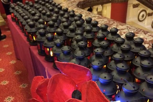 Poppy lanterns and wreath in the Spa