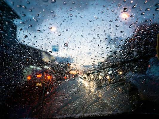 Strong winds and heavy rain could make their way across the Scarborough coast on Thursday.