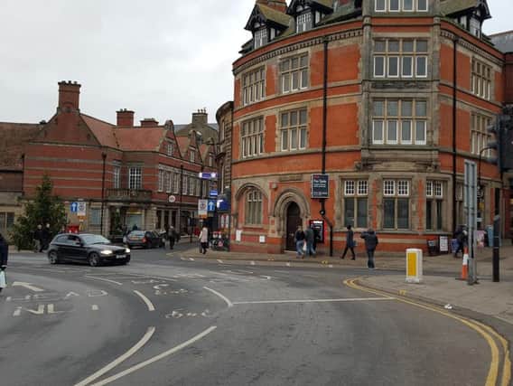 The former Natwest building in Whitby is set to become a restaurant after plans were approved to change its usage, despite nearly 500 objections