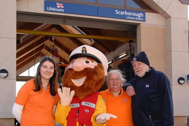Tabz Nixon, Stormy Stan, Kay Jackson and Max Francis at the Love Your Lifeboat event
