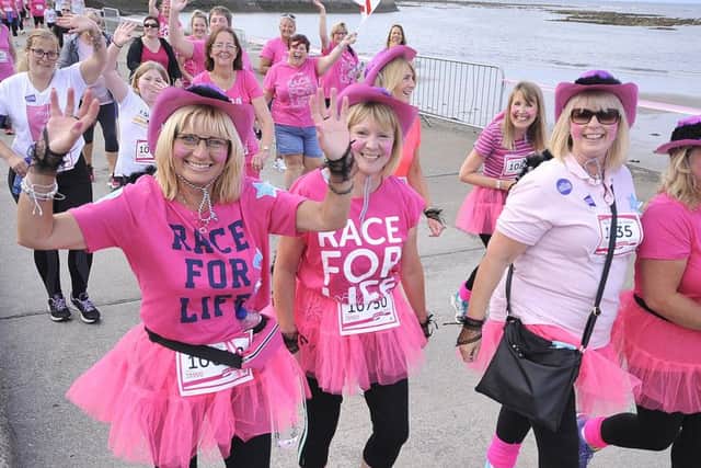 Race for Life in Scarborough 2018..Enjoying the evening . pic Richard Ponter 183665v