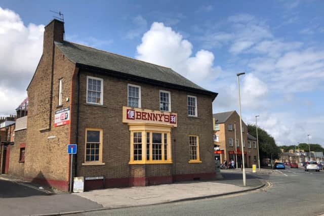 Bennys Chinese Noodle Bar Take Away.