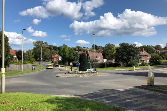 The A170 Stepney Road and Stepney Drive roundabout.