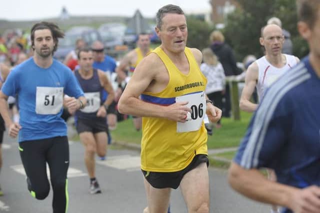 Filey 10k. Local runners enjoy! .pic Richard Ponter 143847f