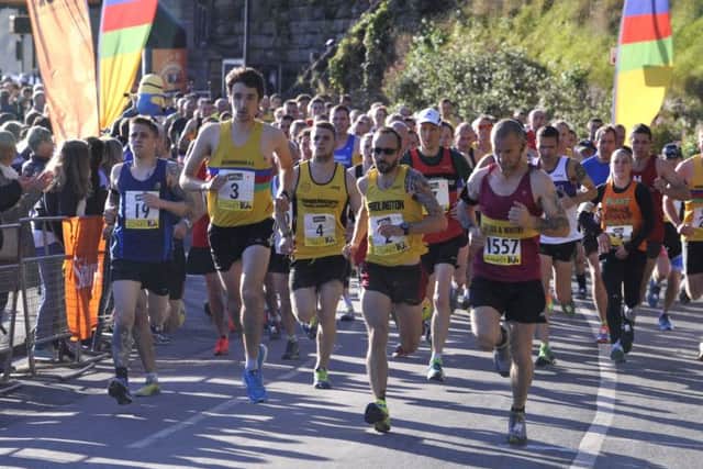144140b
Action from this years Scarborough 10k road race
The runners set off
Picture by Neil Silk
12/10/14