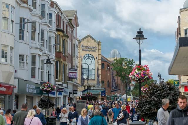 SCARBOROUGH SCENE SETTER --- Scene setter of Scarborough landmarks. // Westborough. Saturday 18th July 2015. HARRY ATKINSON