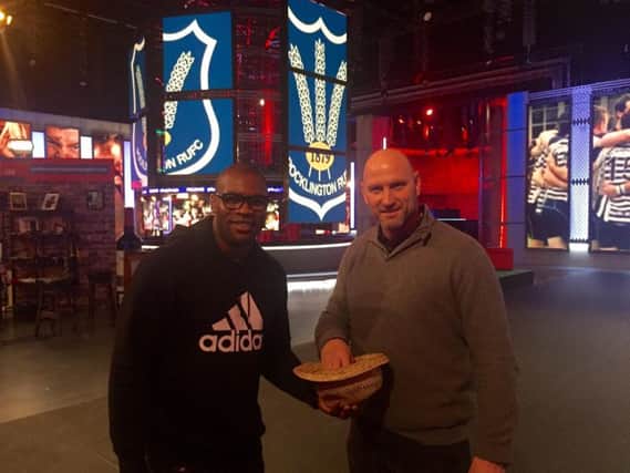 Former England rugby internationals Ugo Monye and Lawrence Dallaglio made the draw for the 2016 Pock Sevens on the set of BT Sports Rugby Tonight