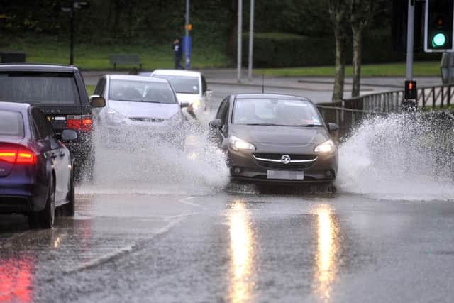 Peasholm flooded at the roundabout. pic Richard Ponter 161302a