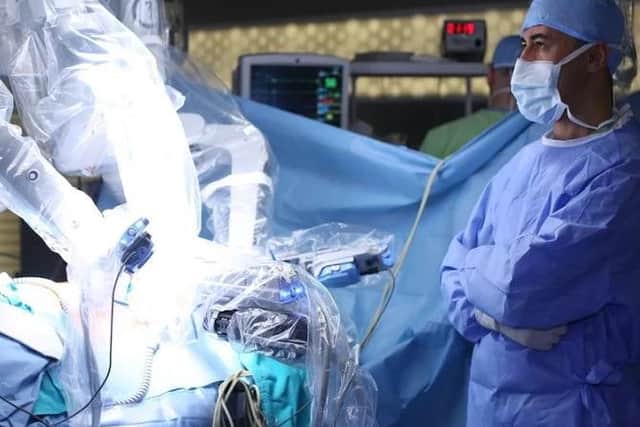 Robots currently have to be worked by surgeons