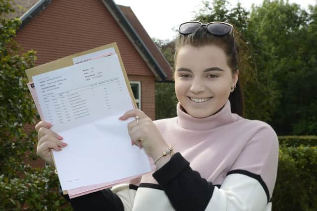 Bridlington Upper School
''A'' Level results Day.
NBFP PA1633-6c
Katie McMillan 18