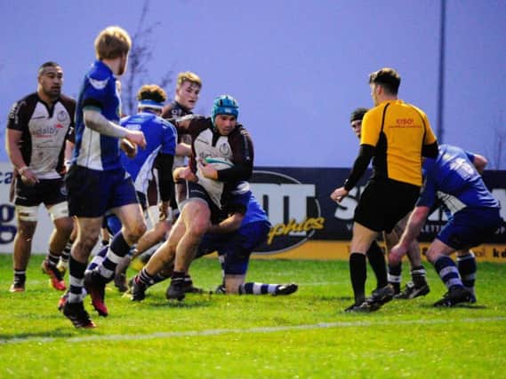 Nino Cutino makes a charge for the line. Picture: Andy Standing.