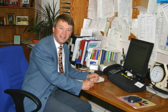 Dr Anthony Clarke