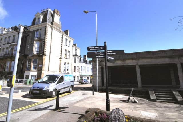 Somerset Terrace is closed off