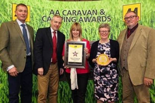 Chris Stockdale from Vale of Pickering Caravan Park, David Hancock Editor of the AA Caravan and Camping Guide, Dianne Stockdale, Lindsey and Terry Fletcher (Vale of Pickering Caravan Park) with the 2017 award.