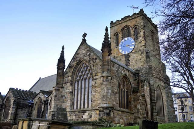 Farrers Aisle in St Marys Church was divided into two levels, to provide temporary accommodation for the towns grammar school.