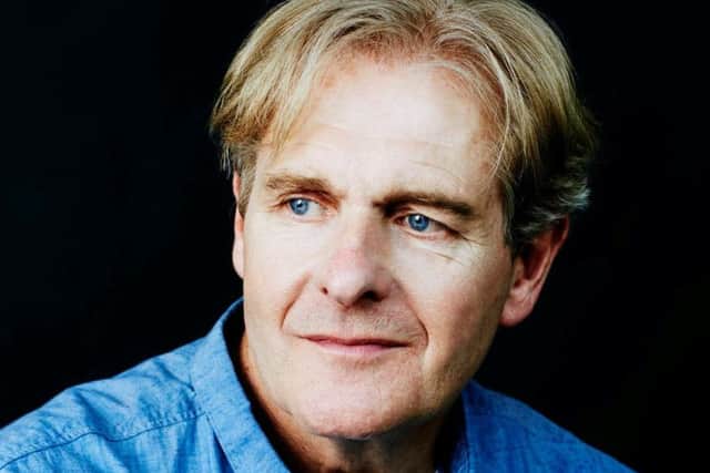 Robert Bathhurst