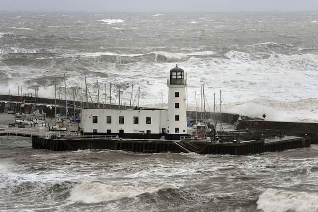 Choppy seas around the lighthouse