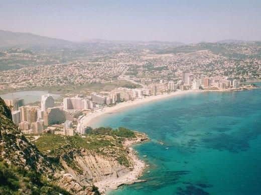 Spains white coast is famous for those looking for sun, sea, and sand, but Costa Blanca is also incredibly popular with rock-climbers seeking year-round sun. 

The area has a wide variety of rock faces close to the sea, making it the ideal holiday destination for rock climbing lovers.